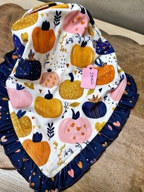Griffy & Drake Pumpkin Print Dog Bandana Small  New with tags